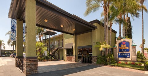 Best Western Plus Pavilions, Anaheim – Updated 2023 Prices