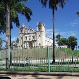Hotéis em São Benedito do Sul