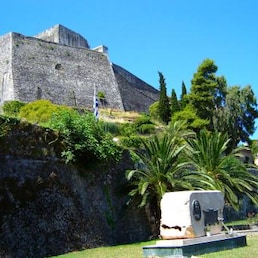 Hoteles en Agios Georgios of Argyrades