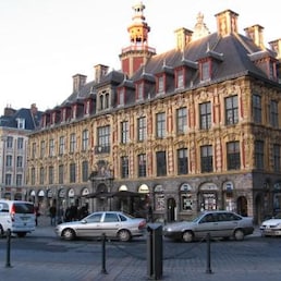 Mons-en-Barœul 호텔