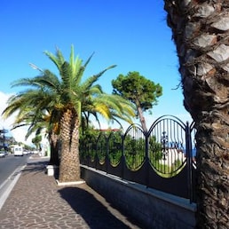 Hotels in Formia