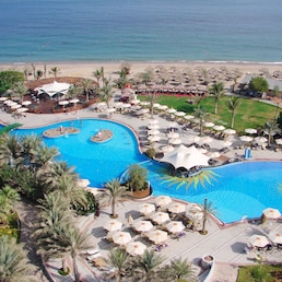 Hotéis em Al Aqah