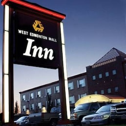 Stay at the Best Hotel by West Edmonton Mall - Sandman Hotel Edmonton West