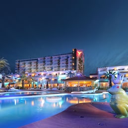 Ushuaia Ibiza Beach Hotel - Adults Only, Playa d'en Bossa – Updated 2024  Prices