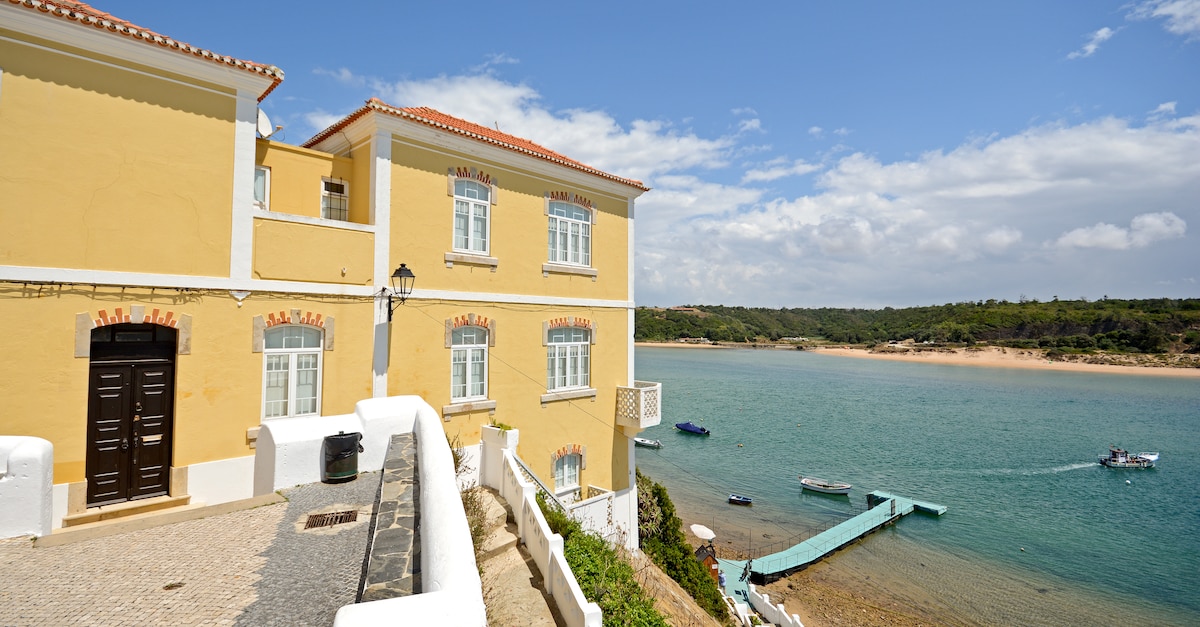 Beach Hotels In Vila Nova De Milfontes Portugal 9694