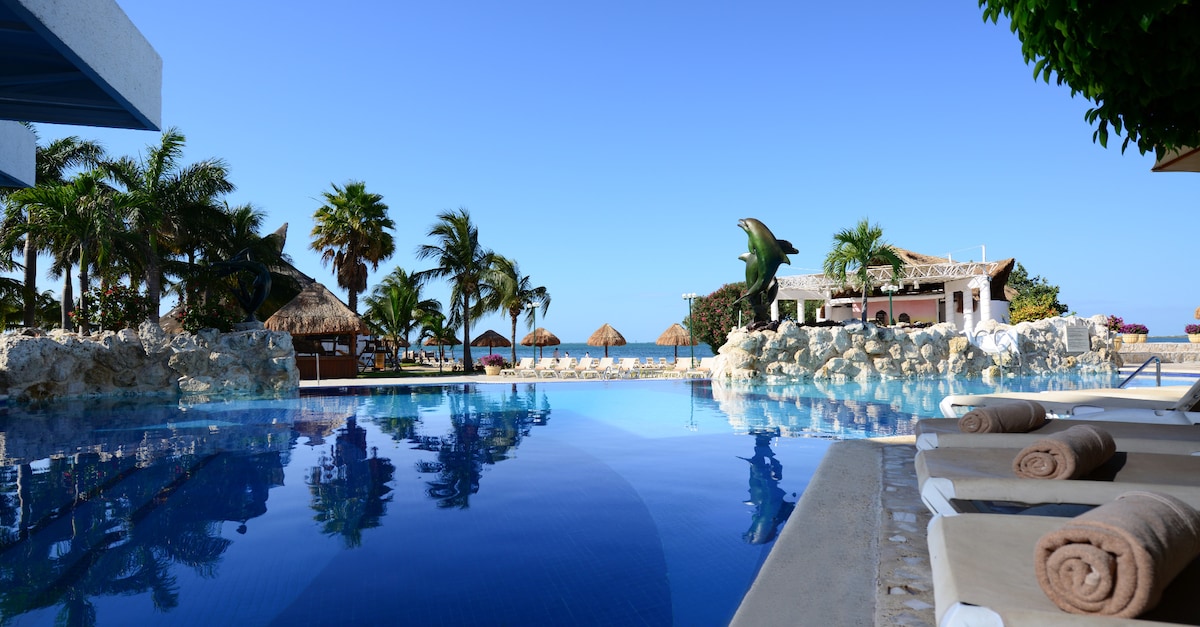 SUNSET MARINA RESORT & YACHT CLUB - Updated 2023 Prices & Hotel Reviews  (Cancun, Mexico)