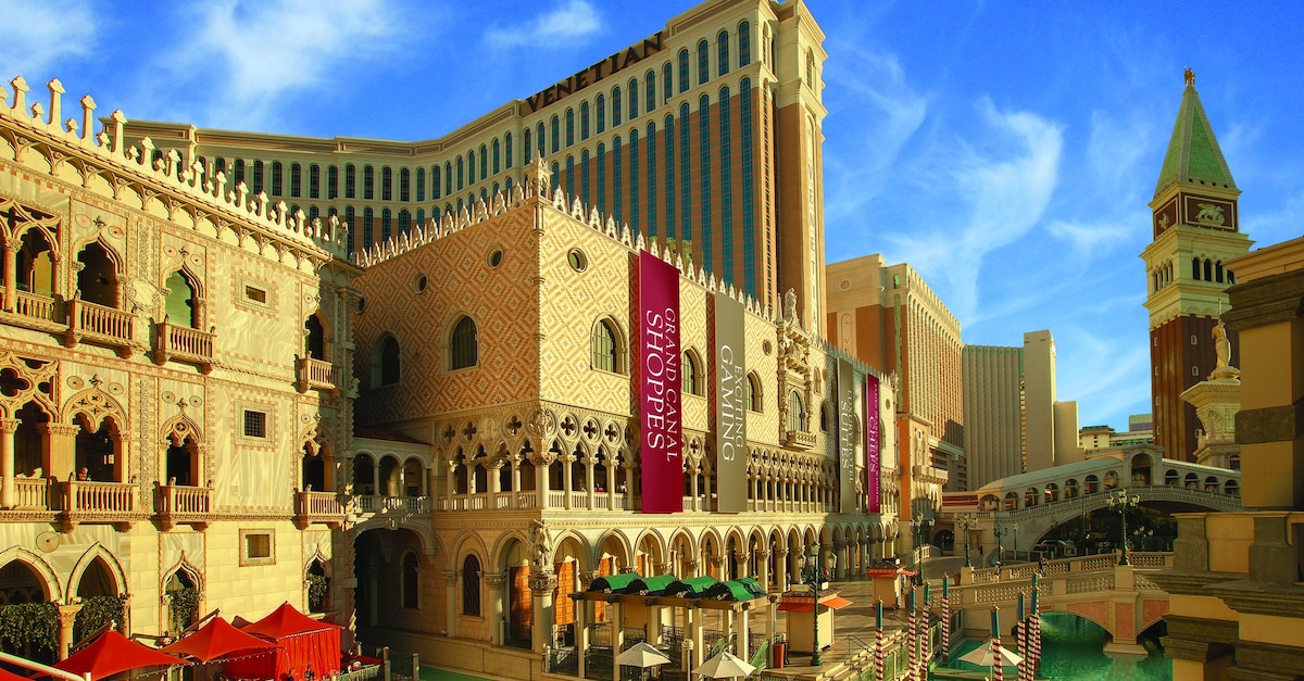 The Palazzo Tower  Luxury Hotel & Resort in Las Vegas