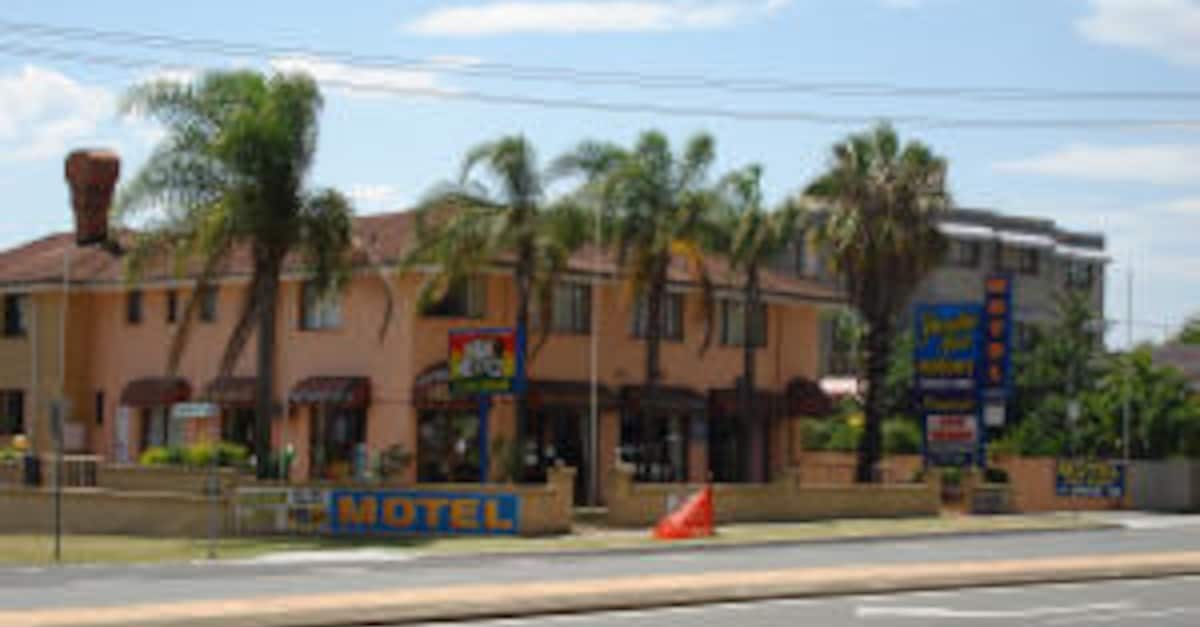 Paradise Hotel, Paradise, South Australia :: (08) 8337 5055