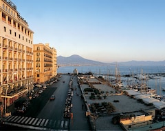 Hôtel Grand Hotel Vesuvio (Naples, Italie)