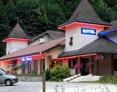 Hotel Auberge Saint-Michel Chez Martial (Uriage-les-Bains, Francia)