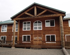Hotel Alaska's Gold Creek Lodge (King Salmon, USA)
