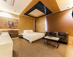 Hotel Sunshade Suksan V (Yangsan, Corea del Sur)