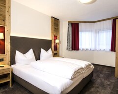 Khách sạn Apart Forum (Ischgl, Áo)