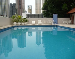 Hotel Tower House Suites (Panama Şehri, Panama)