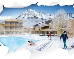 Khách sạn Tirol Lodge (Ellmau, Áo)