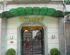 Hotel Potenza (Nápoles, Italia)