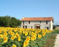 Tüm Ev/Apart Daire Lovely Country House, Private Pool & Great Views. Bread 1km. Golf 3km. Free Wifi (Saint-Séverin, Fransa)