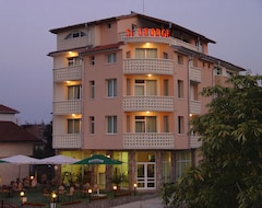 Otel Saint Georgi (Tsarevo, Bulgaristan)