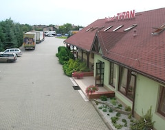 Hotel Zajazd Tytan (Kochanowice, Poland)