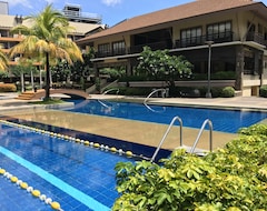 Aparthotel jK Suites Manila Condos (Las Piñas, Filipini)