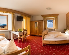 Hotelli Lamm (Graun im Vinschgau, Italia)