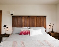Hele huset/lejligheden A Beautifuly Appointed 2 Bedroom 2 Bath Condo (Astoria, USA)
