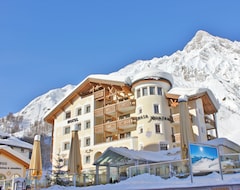 Hotel Relais & Chateaux Chasa Montana (Samnaun Dorf, Switzerland)