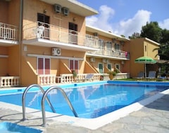 Hotel River Studios & Apartments (Messongi, Greece)