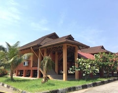 Hotelli Kesedar Hotel Travel&Tours Sdn Bhd (Gua Musang, Malesia)
