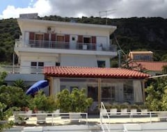 Hotel Pension Galini (Poros, Greece)