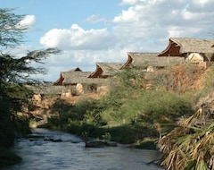 Hotel Man Eaters Camp (Voi, Kenija)
