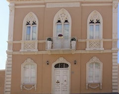 Khách sạn La Peonia Charming Accommodation (Cagliari, Ý)