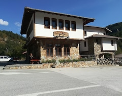Otel Siniya han (Narechenski Bani, Bulgaristan)