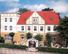 Khách sạn Hotel Fliegerheim (Borkheide, Đức)