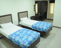 Khách sạn Raadhey Guest Inn (Nellore, Ấn Độ)