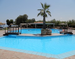 Khách sạn Hotel Geraniotis Beach (Platanias Chania, Hy Lạp)