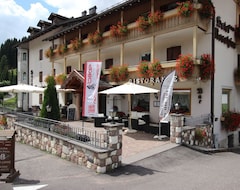Hotel Rosalpina (Soraga, Italy)