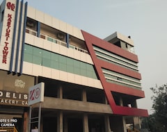 Khách sạn Hotel K11 (Haldwani, Ấn Độ)