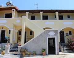 Apart Otel Villa Marina (Agios Georgios, Yunanistan)