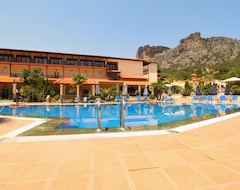 Hotel Famissi Eden (Kalambaka, Yunanistan)