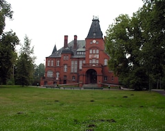 Otel Pałac w Kobylnikach (Kruszwica, Polonya)