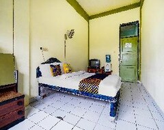 Hotel Spot On 91064 Wisma Lec (Garut, Indonezija)