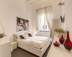 Hotel TRASTEVERE MIRACLE SUITE (Rome, Italy)