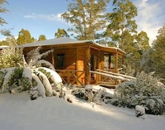 Khách sạn Cradle forest inn (Cradle Mountain, Úc)