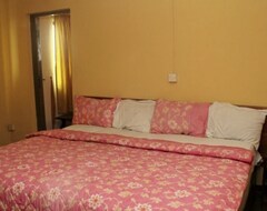 Hotel Ademola Hearts (Lagos, Nigeria)