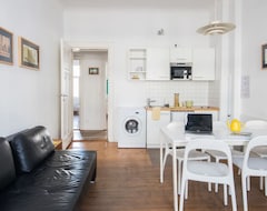 Hotelli Small, quite and cute apartment in the middle of Friedrichshain area (Berliini, Saksa)