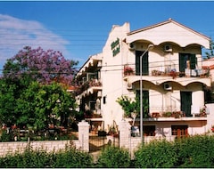 Marie Hotel (Acharavi, Greece)