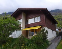 Otel Haus Salzhubelweg 17 (Goldswil bei Interlaken, İsviçre)