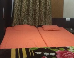 Hotel Girnar (Amravati, Indija)