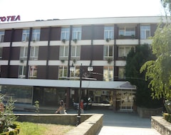 Khách sạn Hotel Shterev Karlovo (Karlovo, Bun-ga-ri)